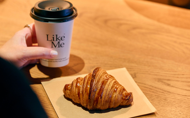 焼きたての香りで始まる、LAZULIの朝